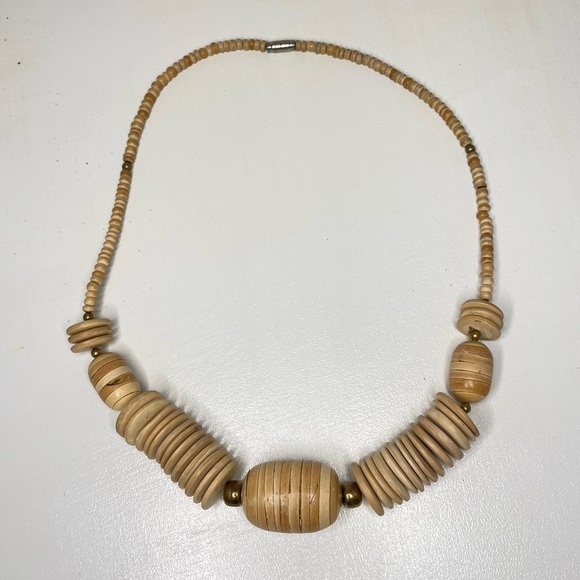 VINTAGE Wood & Copper Beaded Necklace - Picture 4 of 10